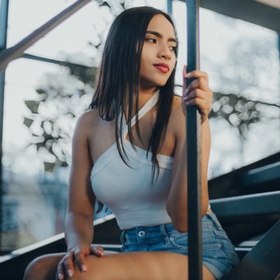 fatiescalante15's profile picture. ƒé