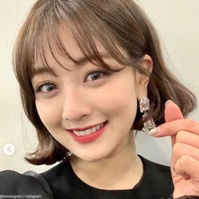 Yux3EMP92wlXPh's profile picture. 23卒 就活垢 私立女子大 焼き芋大好き〜🍠