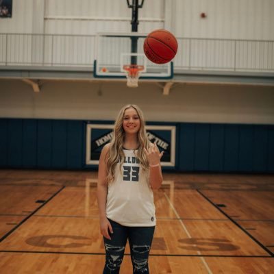 Cabool High School |class of 2022| 5’9 forward/shooting guard haileyshannon20@yahoo.com 417-204-8746