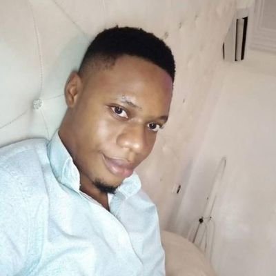 async_prince_'s profile picture. 🎥 Video Editor | 📊 Digital Marketer | 🎨 Product Designer.
I transform ideas into visuals, strategies into growth, and designs into innovations for businesses
