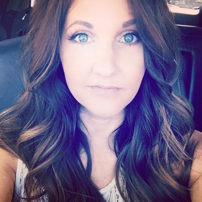 LisadeanneS's profile picture. Conservative, Christian, Wife, Mother, Contemporary YA Author