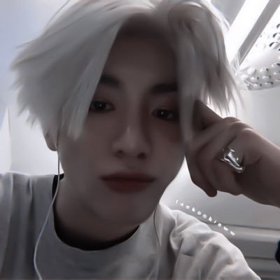 kchkxr's profile picture. 다정한🧑🏻‍🎤❕