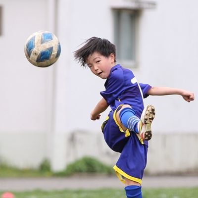 平日は医療関係の配送の仕事、土日祝日は息子少年サッカーの活動してます。JリーグはFC東京を応援してます。あと息子が府中アスレチックのスクール生なのでアスレも応援してます。