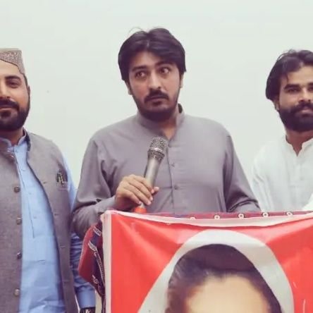 shahzad_zour's profile picture. ‏‏‏‏‏‏‏‏‏‏‏‏‏‏‏‏‏‏‏شهزاد زئنور بلوچ ] 
Sagittarian ] ‎‎‎#Criminologist ] 
Political Worker ] عام آدمی ]