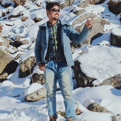 Engineer, Website Designer, freelancer.
Small circle, Private life, mind at peace.