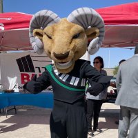 Montwood Ram Band and Sapphires(@MontwoodRamBand) 's Twitter Profile Photo