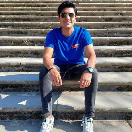 GuevasJl's profile picture. Built different...