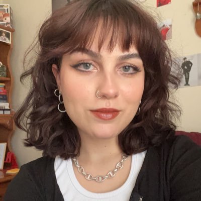 she/her. MA student in sociology. my passions include carceral abolition, YA fantasy, and kpop.