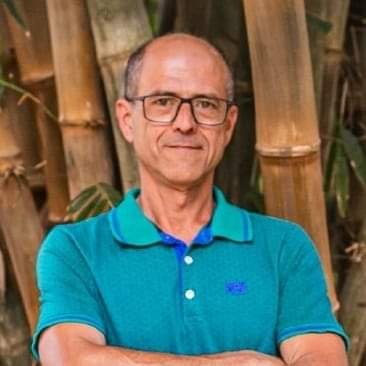 PereirinhaBambu's profile picture. Sou reacionário, minha reação é contra tudo que não presta - Nelson Rodrigues