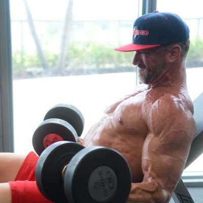 thebrianburk's profile picture. Living in the 305