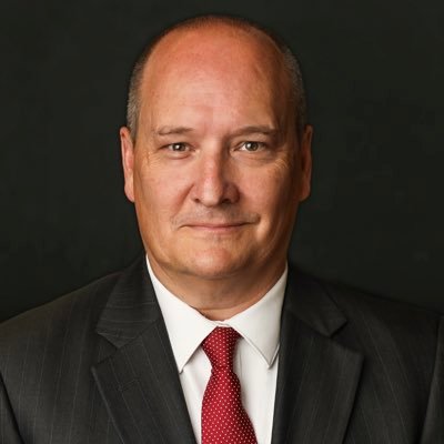 BobMudd8's profile picture. Christ follower, Husband of Julie, father of 6 and  Notes Live SVP.