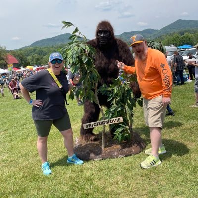 BeardedGinger23's profile picture. #GB🍊 #GoCubsGo  “Enjoy life some don’t get the opportunity”