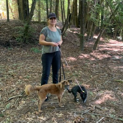 Shopwith_bella's profile picture. Wife mom animal lover Poshmark reseller half marathon runner