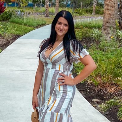 Lifestyle + Mom Blogger🧡 sharing all things motherhood, marriage + motivation ✨PR friendly ✨| https://t.co/0D2IC9Idaf