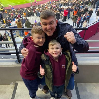 dad to 2 boys. 💙💙. West Ham fan ⚒⚒ STH Bobby Moore stand block 244 COYI .