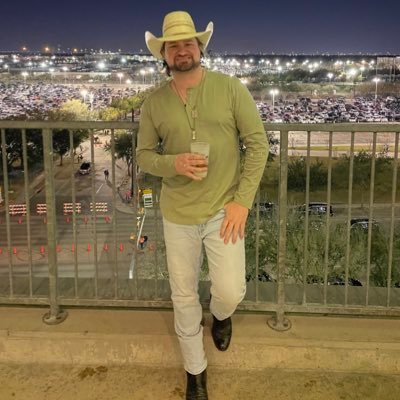 MVTTCOLE's profile picture. God, Family & Country