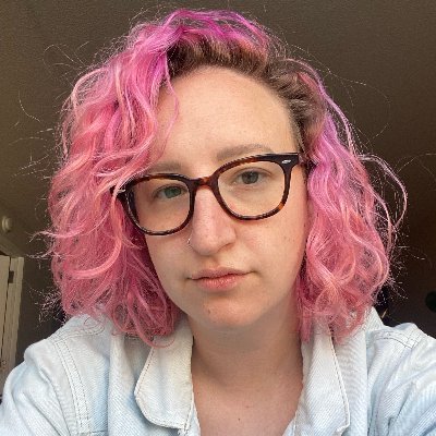 Senior Editor, previously @refinery29 - she/her/gay 🏳️‍🌈 subscribe to The Boozeletter: https://t.co/9s6MfwxqTQ