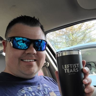 Crewsoccer54's profile picture. God, Family, Notre Dame, Finance.