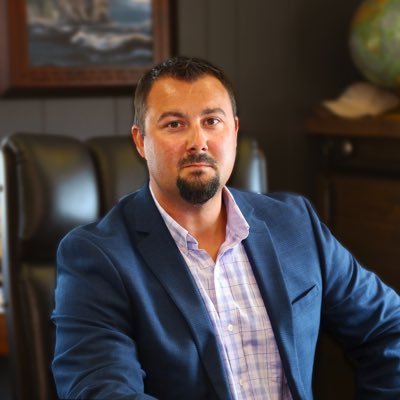 Director of marketing RPM Wood Finishes Group (FinishWorks, Mohawk). Farmer and bogey golfer