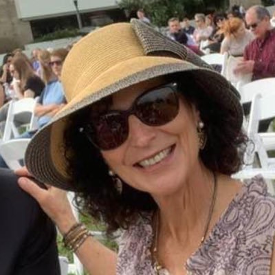 DayleHolleger's profile picture. 