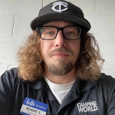 Robertskoog's profile picture. 