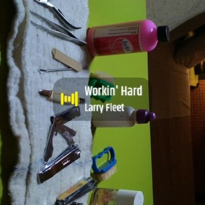 I am living in #Riyadh, I am offering a massage, wax hair removal, manicure and pedicure in your own room or place