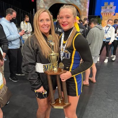 Chloemccloud's profile picture. 