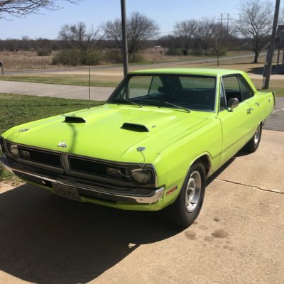 rubbinisracin1's profile picture. 