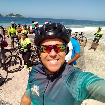 DEUS / PÁTRIA / FAMÍLIA / LIBERDADE