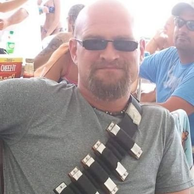 All American guy. Music, Motorcycles, dogs, beaches, sailing.....