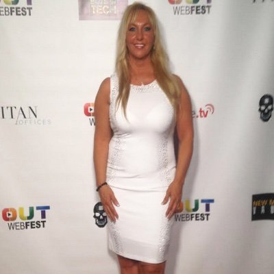 JoyPetersPhD's profile picture. Helping you look and feel your very best - 
My hobby is my 2nd Career
Professional writer/author/screenwriter