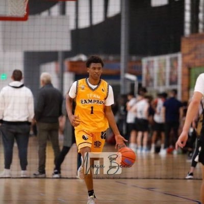 Jaylen wheeler C/O 24 6’3 3.6 GPA |-ig@jaylen.wyaa Fremont high