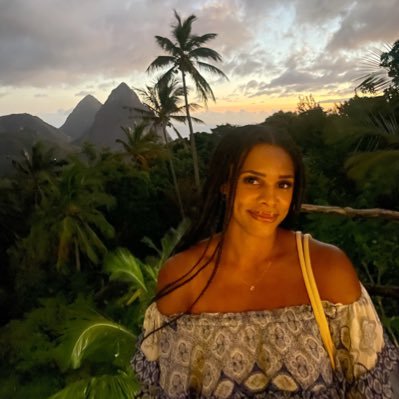 etajha__'s profile picture. 