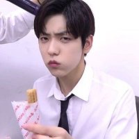 Ella +✶𖧵 (@bincate_soo) 's Twitter Profile