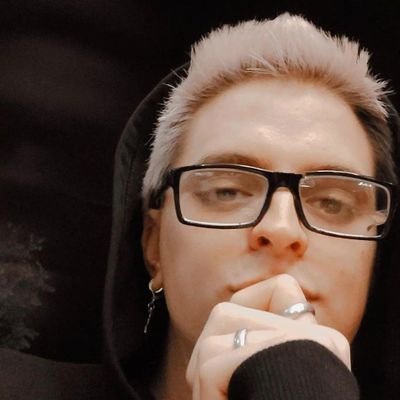 lea21luna's profile picture. You can suck my dick if you don't like my shit
~ ⚡ ✈ 🇬🇧 ♉ 🍫~ 
Cinéfilo