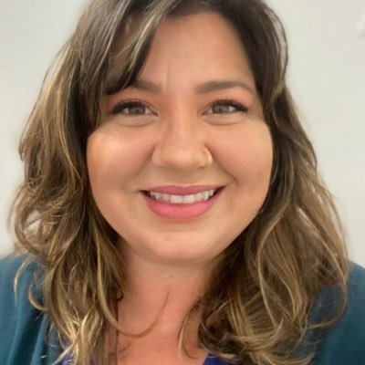 leannied83's profile picture. Dharma happening every damn day