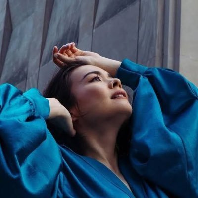 ur fav listens to mitski ! SUBMISSIONS CLOSEDさんのプロフィール画像