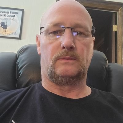 kelwood2265's profile picture. Freedom loving gun toting patriot, play drums 🥁,  love to golf, love rock music, old and new, love to cook, have 5 smokers, love shoot guns,