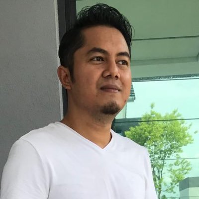 syamilmj's profile picture. Retrospective in 280 characters or less.