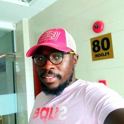 Odente's profile picture. A Script writer,Director,Poet,Actor,Father n Believer of Christ...Am a prisoner of my own words caged my mind in dark caves of writing my pen my sword..........