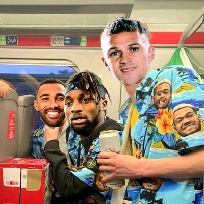 Nufc fan from South Africa. trying to connect with Geordies around the world. HOWAY THE LADS.