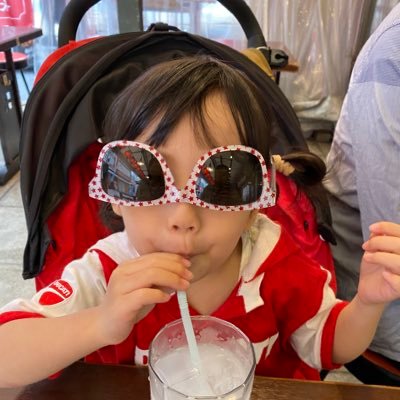 RotenSFV4S's profile picture. 北海道と関東に縁深い大阪在住のおっさん。GSX400S刀(大学)→グラトラ(リターン)→VTR1000f→F4R→900SL→ストリートファイターV4S→900SS bevel(｀・ω・´)家には海水水槽、昔からプルーストと小林秀雄の面白さが分からない、最近は釣りばかり(・∀・)