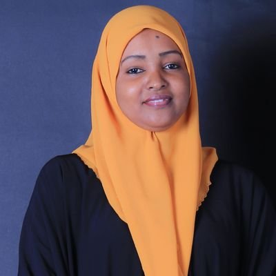 An award-winig broadcast journalist, and a member of @FESOJ_SOMALIA.