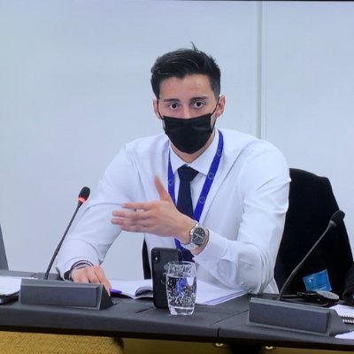 lcanci10's profile picture. 