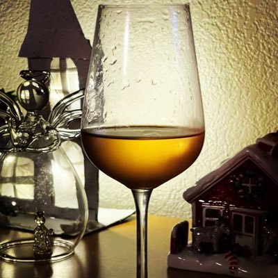 manelpalop's profile picture. Nerd stuff & wine tasting...