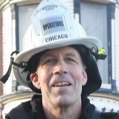 Deputy District Chief on the Chicago Fire Department, husband, dad, die-hard Northwestern fan, author of War Football: World War I and the Birth of the NFL.🚒📝