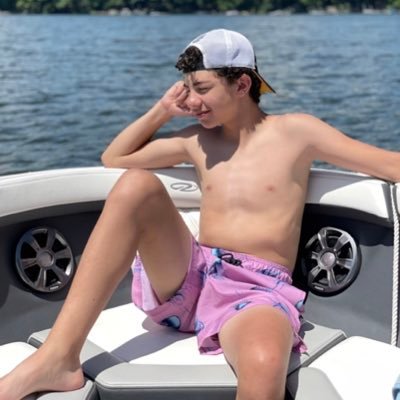 JaydenW0721's profile picture. Football 🏈 wr cb qb| basketball 🏀| hockey rw c 🏒| Proverbs 3:5-6. Trust in the Lord with all your heart; do not depend on your own understanding. 2026