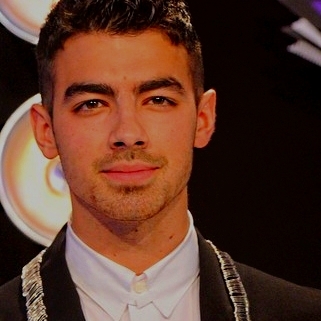 I'm here to support the Jonas Brothers no matter what . If you love them , follow :)