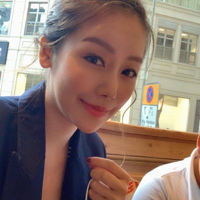 KetrinLVMH's profile picture. 成功者和其他人最大的区别就是，他们真正动手去做了