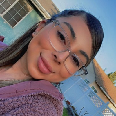 Lisseratti's profile picture. 💛